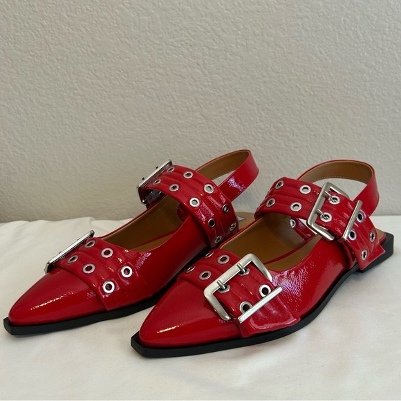 NEW, Steve Madden Graya Red Patent Leather Buckle Slingback Flats, Size 11 - Picture 5 of 10
